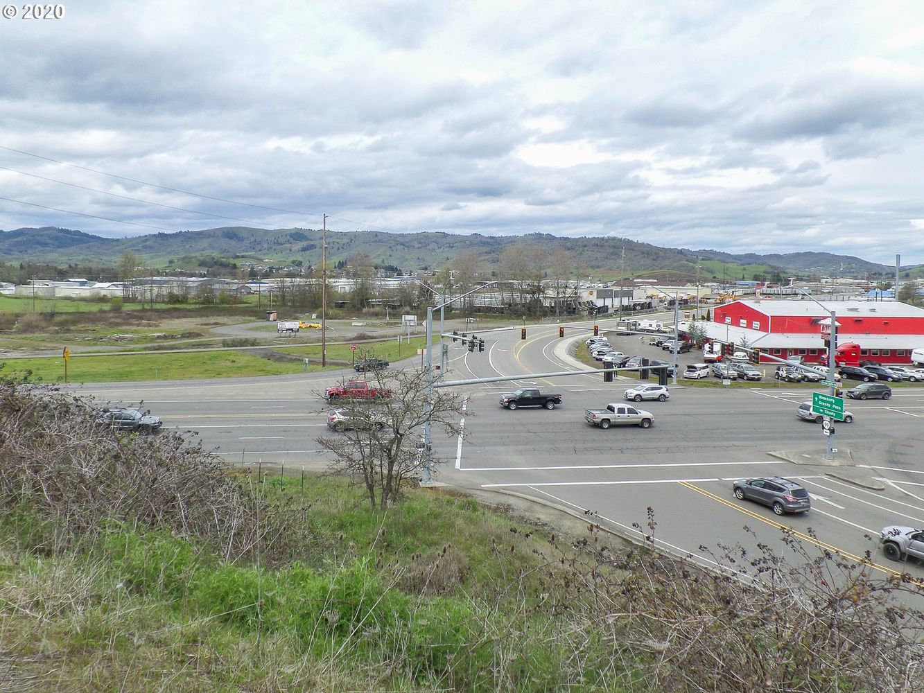4553 Old Highway 99 S, Roseburg, OR 97471